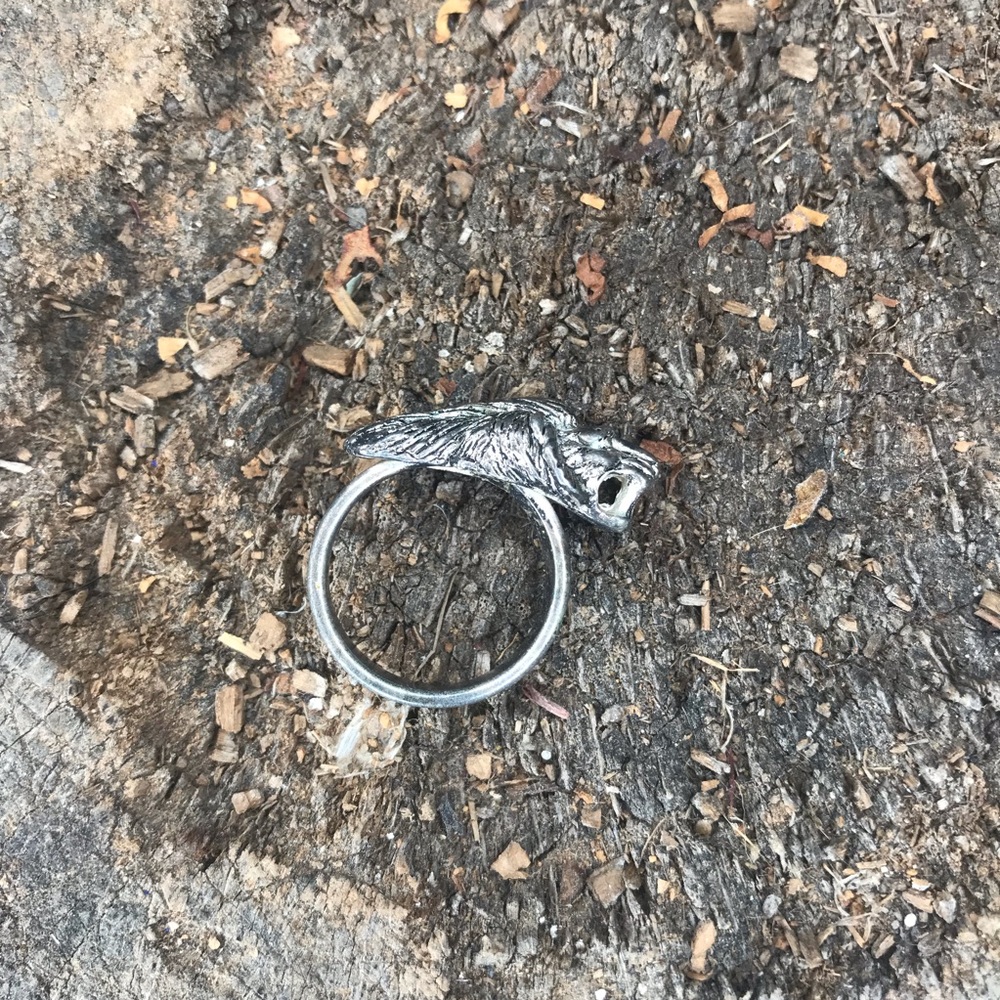 Vintage saber tooth tiger ring - Picture 3 of 7